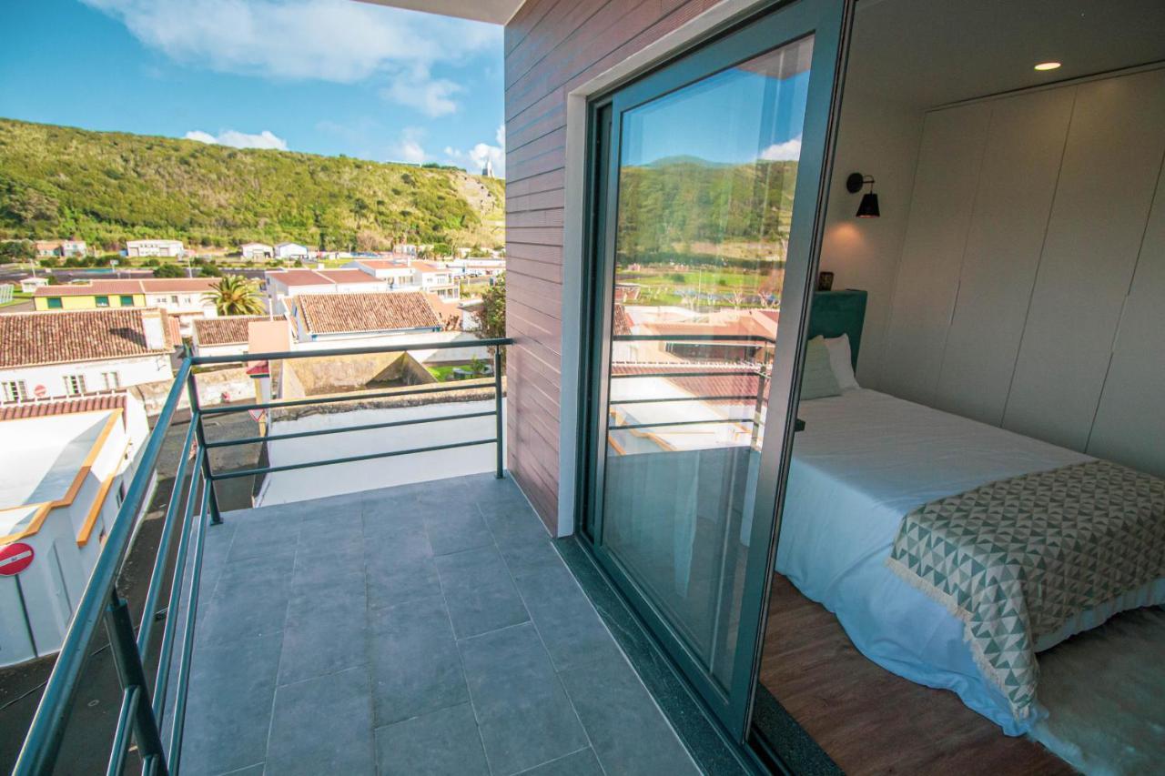 Apartamentos Da Travessa Praia da Vitória Екстериор снимка