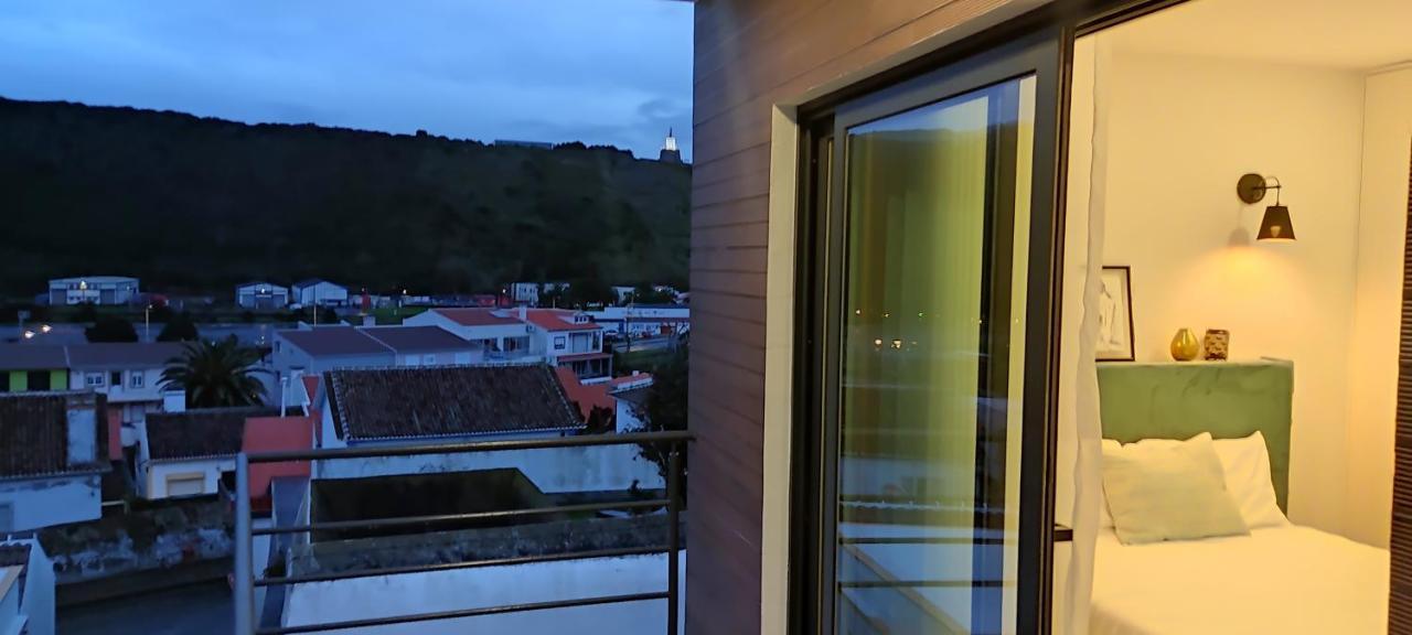 Apartamentos Da Travessa Praia da Vitória Екстериор снимка